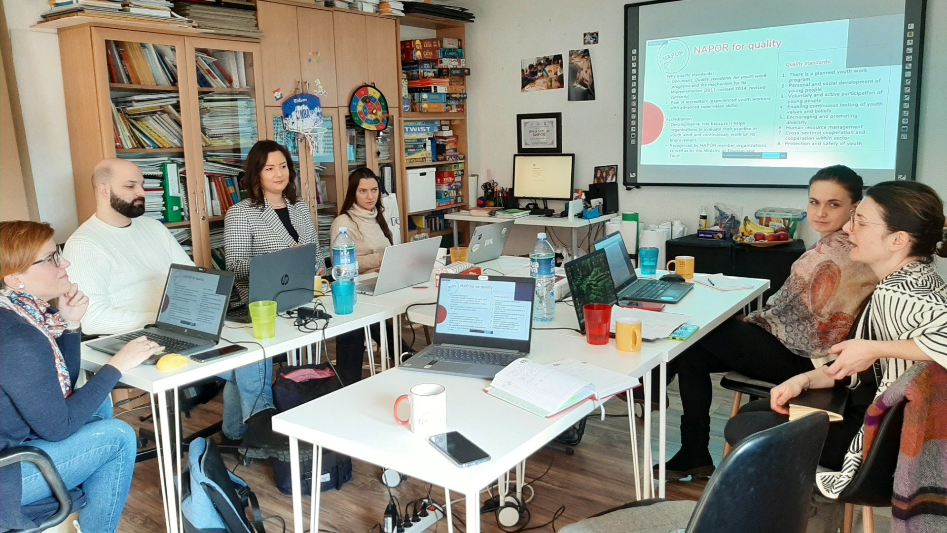 Building youth workers’ skills to implement mental health programmes
